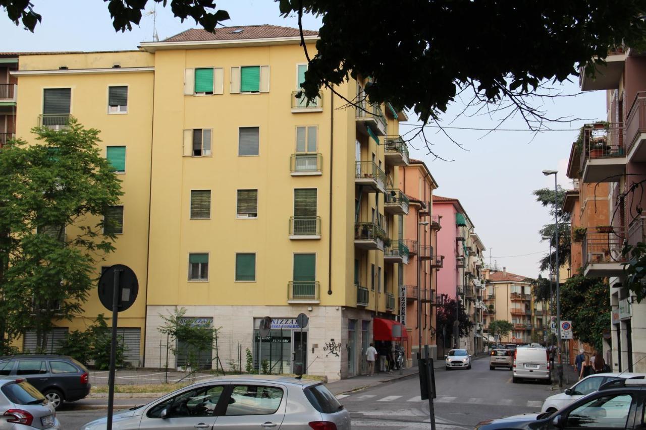 Arcobaleno Affittacamere Verona Buitenkant foto